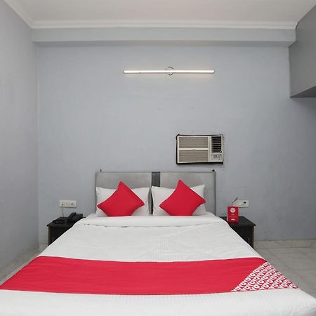 Super Hotel O Athithi Ghaziabad Eksteriør bilde