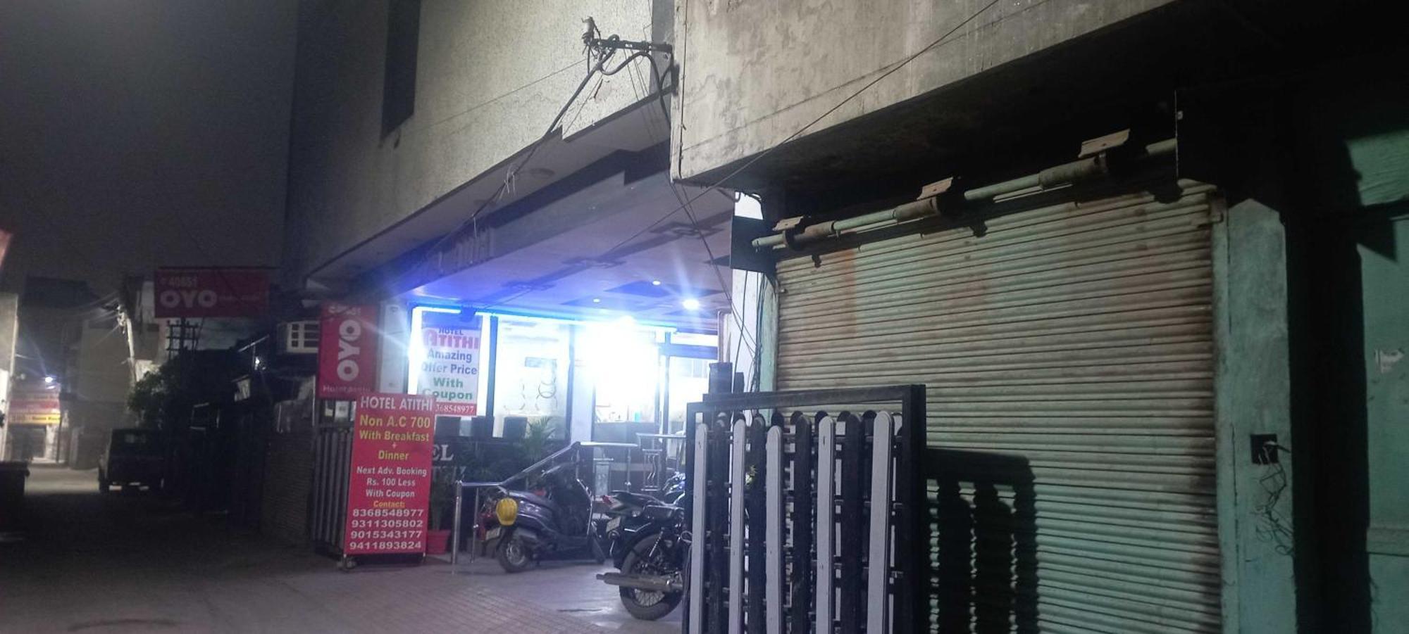 Super Hotel O Athithi Ghaziabad Eksteriør bilde