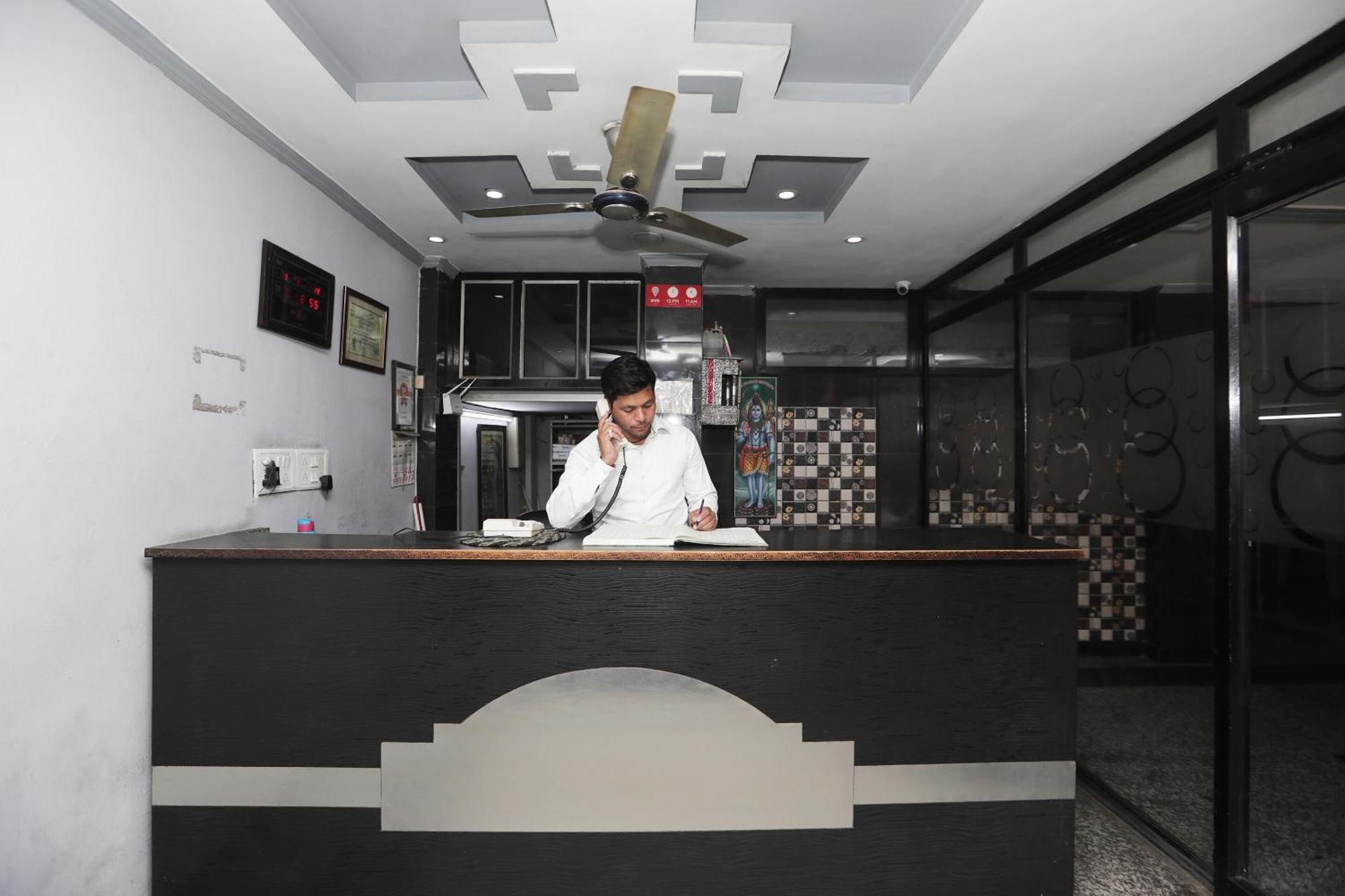 Super Hotel O Athithi Ghaziabad Eksteriør bilde