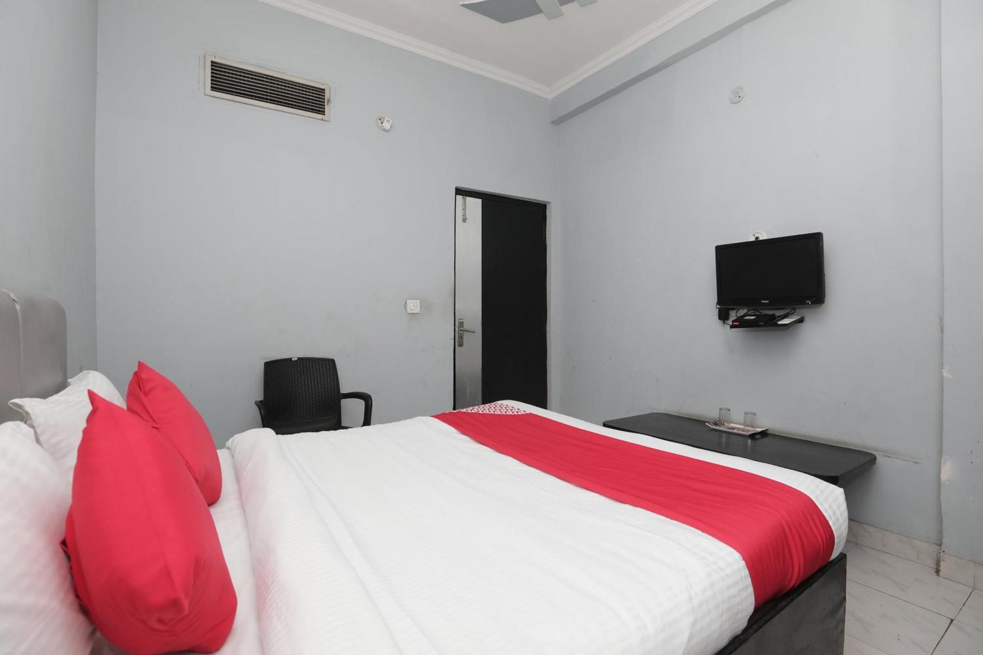 Super Hotel O Athithi Ghaziabad Eksteriør bilde